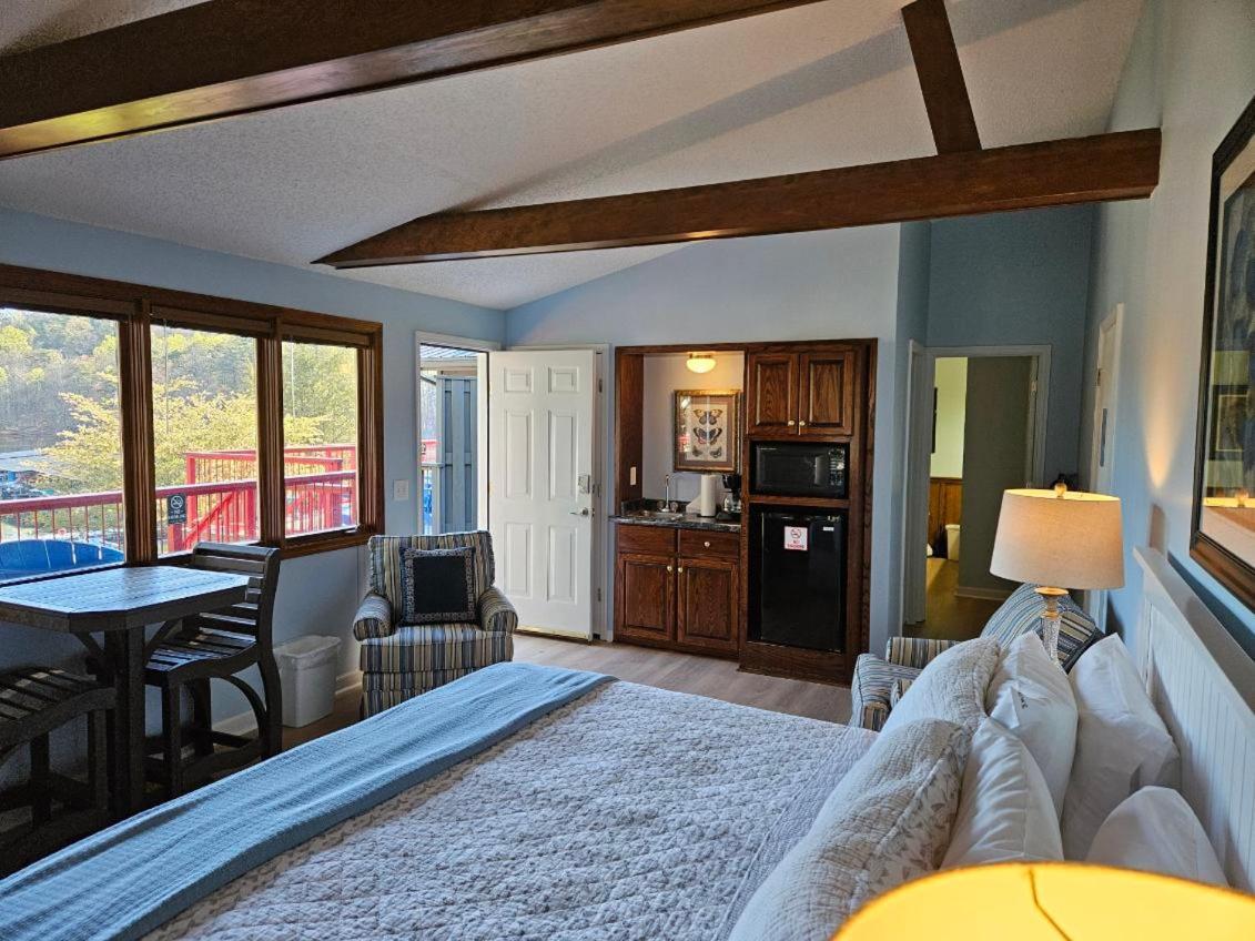 Boundary Waters Resort & Marina Hiawassee Luaran gambar